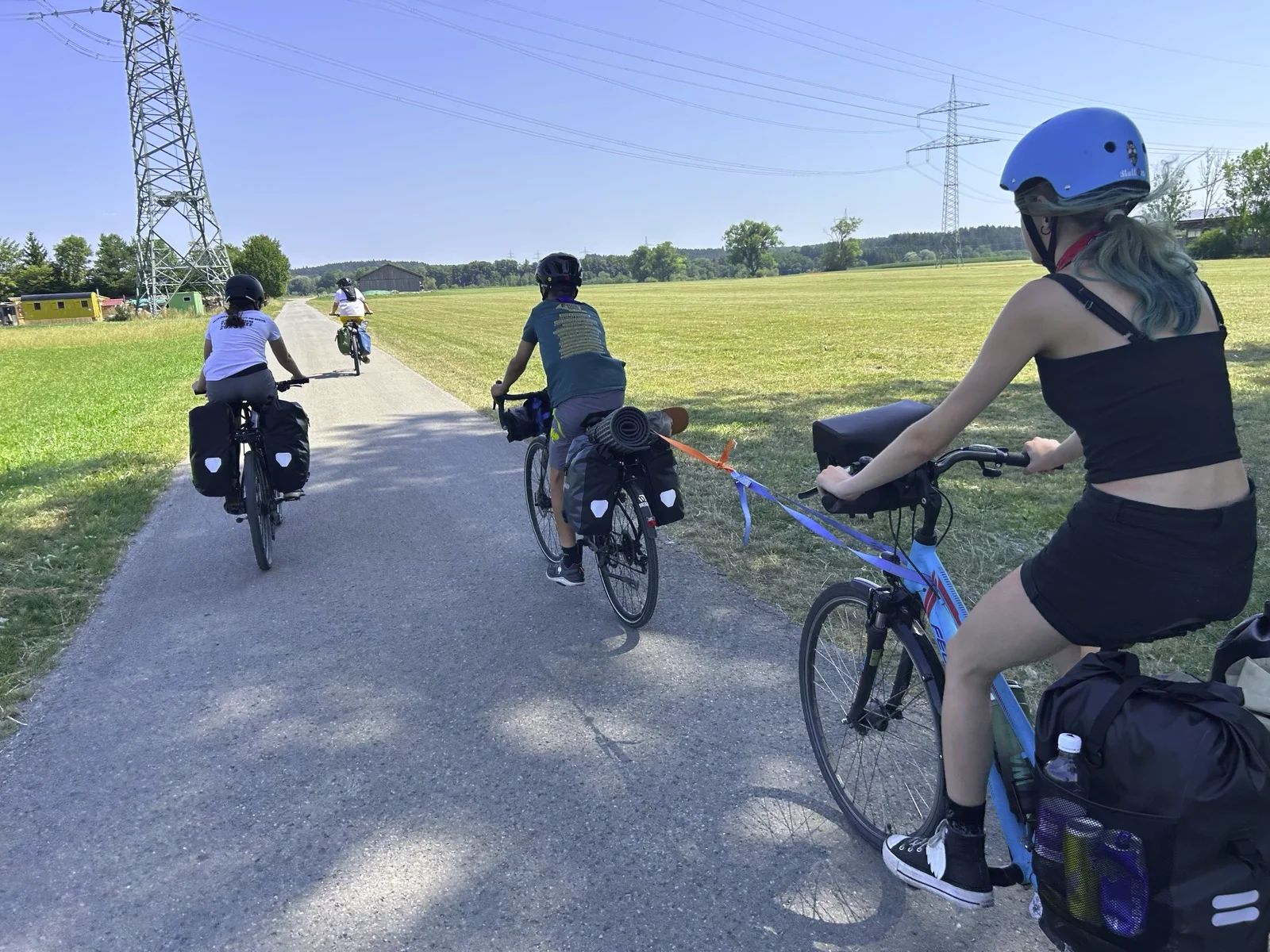 Bezirkslager 2026 - Anreise der Pfadfinder Stufe „Eat Pasta ride Fasta“